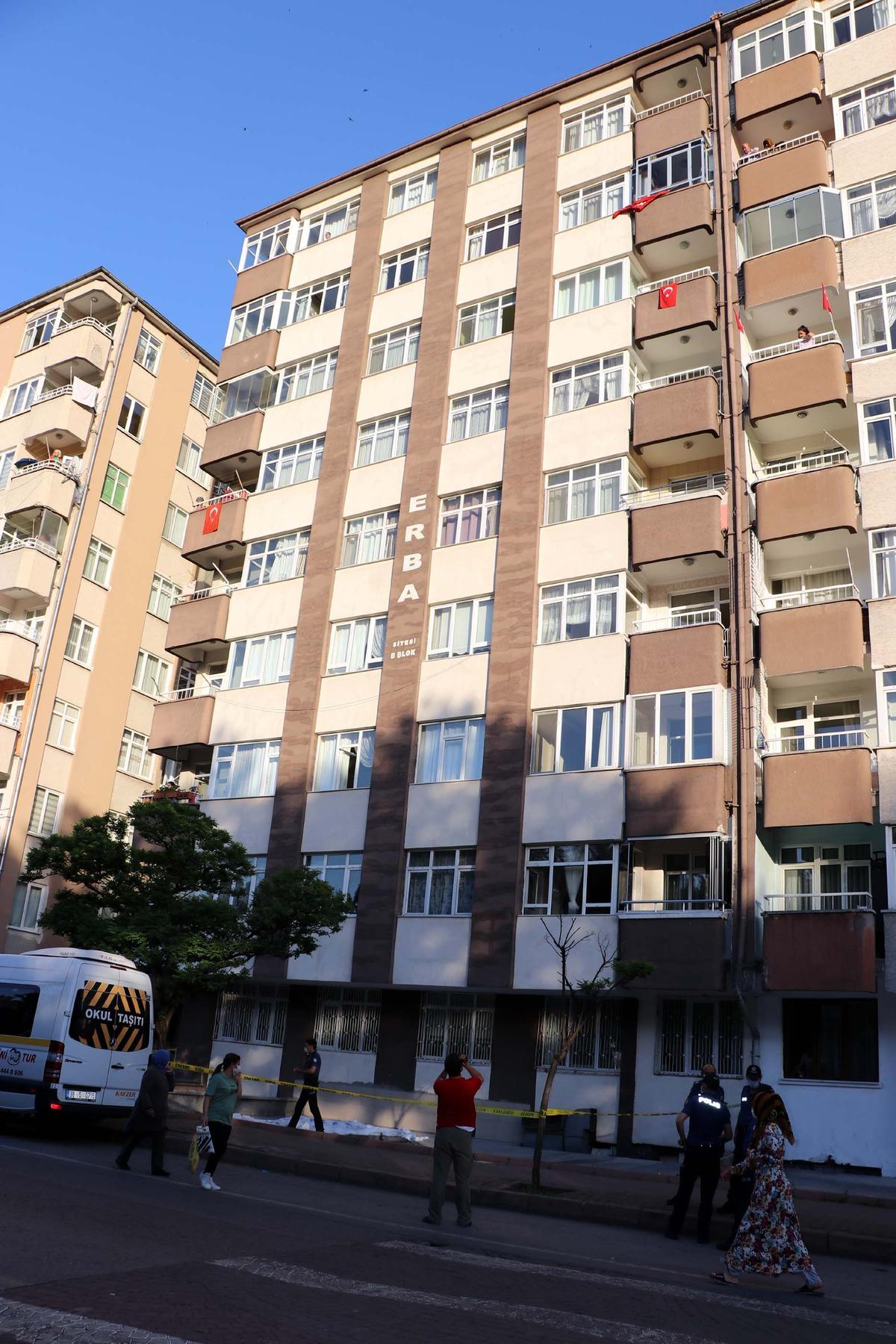 Kayseri'de korkun&ccedil; olay! 6'ncı kattan atlayan hemşire hayatını kaybetti