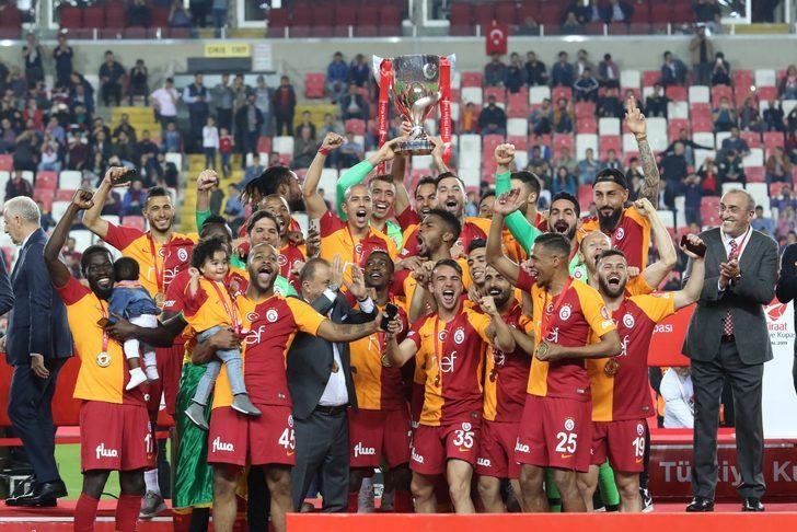 Yunus Akgün ve Fatih Terim'in eski takımı Fiorentina iddiası G3