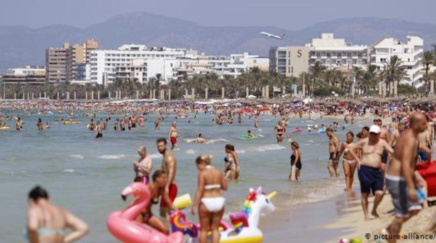 BM: Dünya turist sayısı yüzde 70 düşebilir
