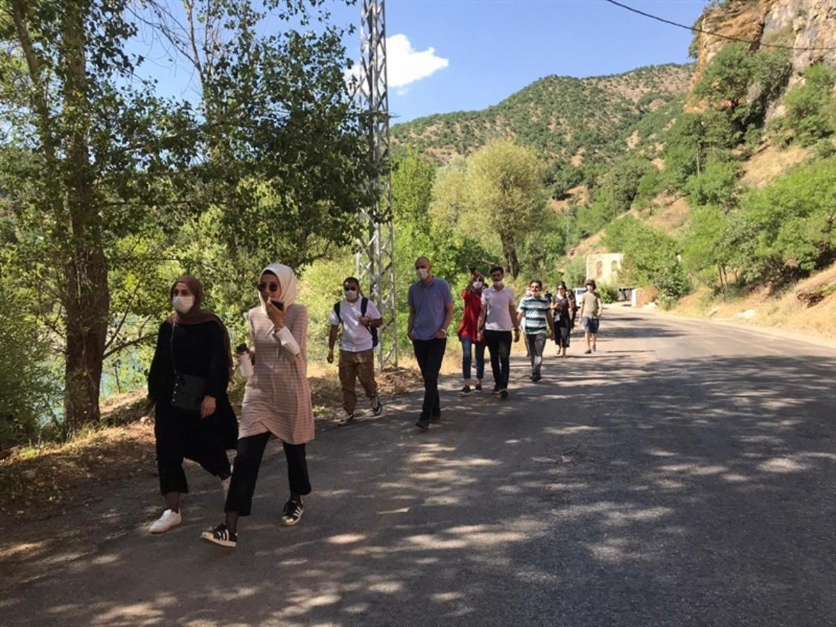 Tunceli&rsquo;ye atanan &ouml;ğretmenlere şehir gezisi