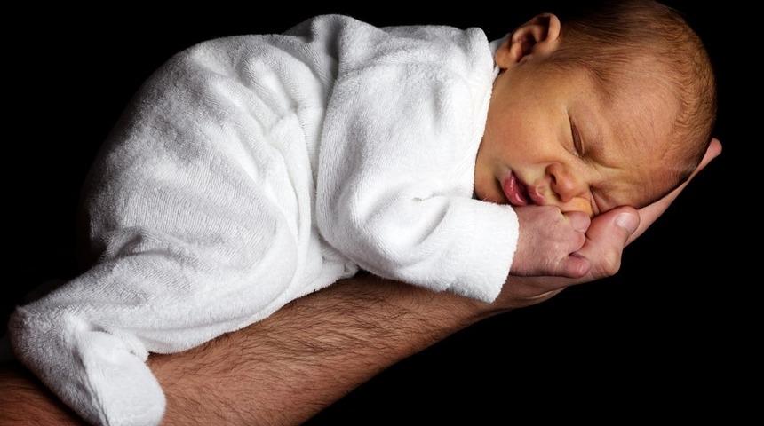Yeni doğan bebek bakımı ile ilgili bilmeniz gereken 6 şey