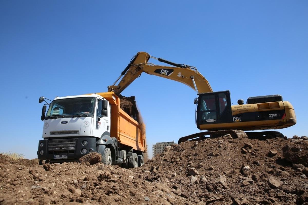 Karak&ouml;pr&uuml;&rsquo;de yeni yol &ccedil;alışması