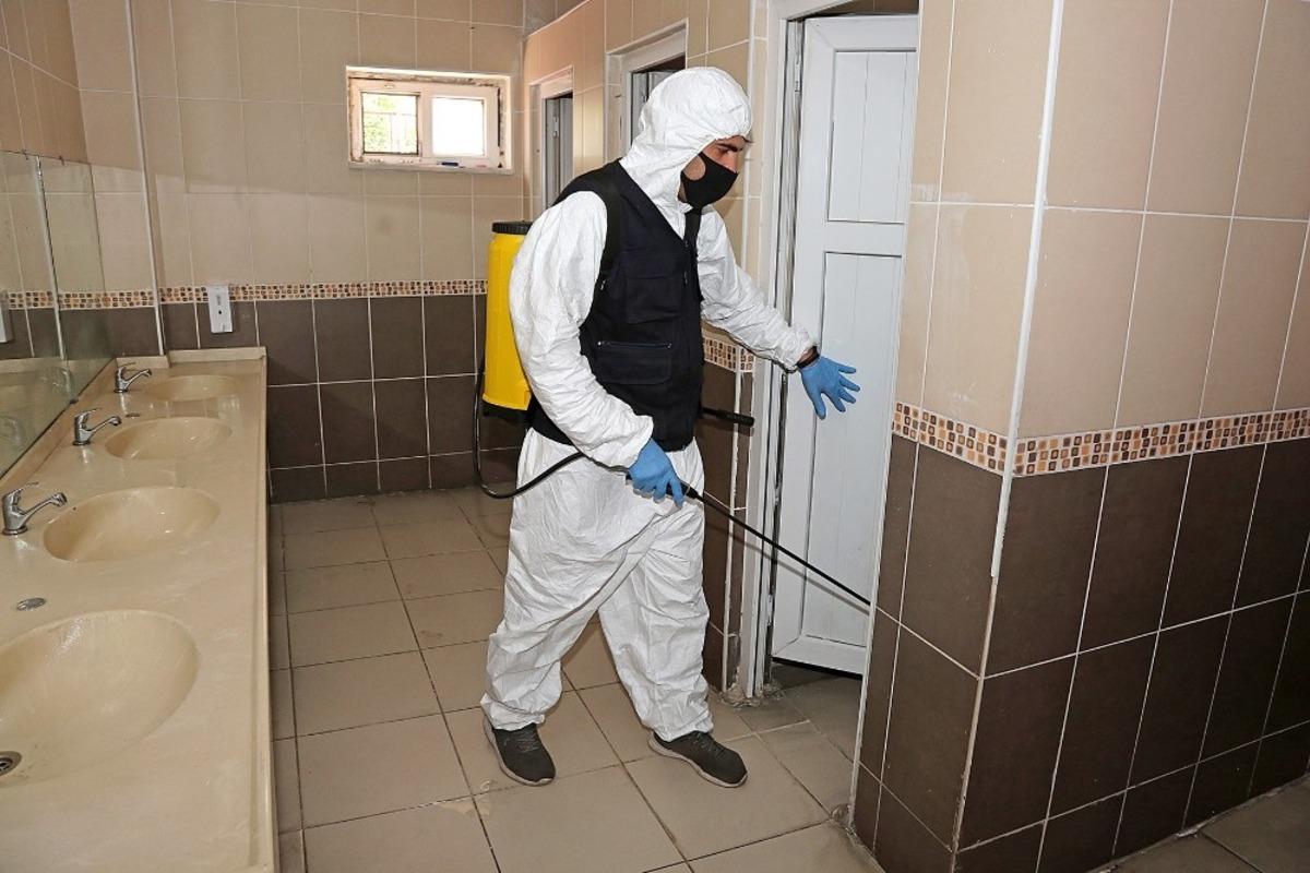 YKS &ouml;ncesi Ataşehir&rsquo;de okullar ila&ccedil;landı