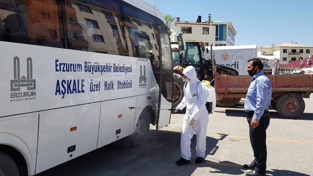Aşkale Belediyesi dezenfekte çalışmalarını sürdürüyor