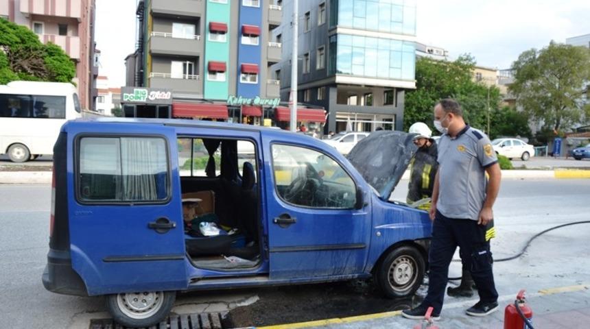Park halindeki ara&ccedil; yandı