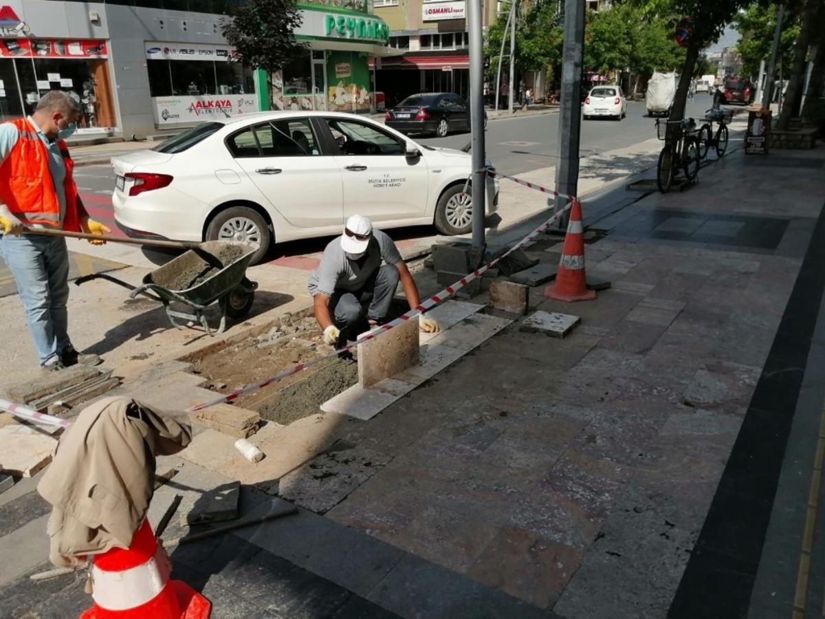 D&uuml;zce&rsquo;de Kaldırımsız cadde ve sokak kalmayacak