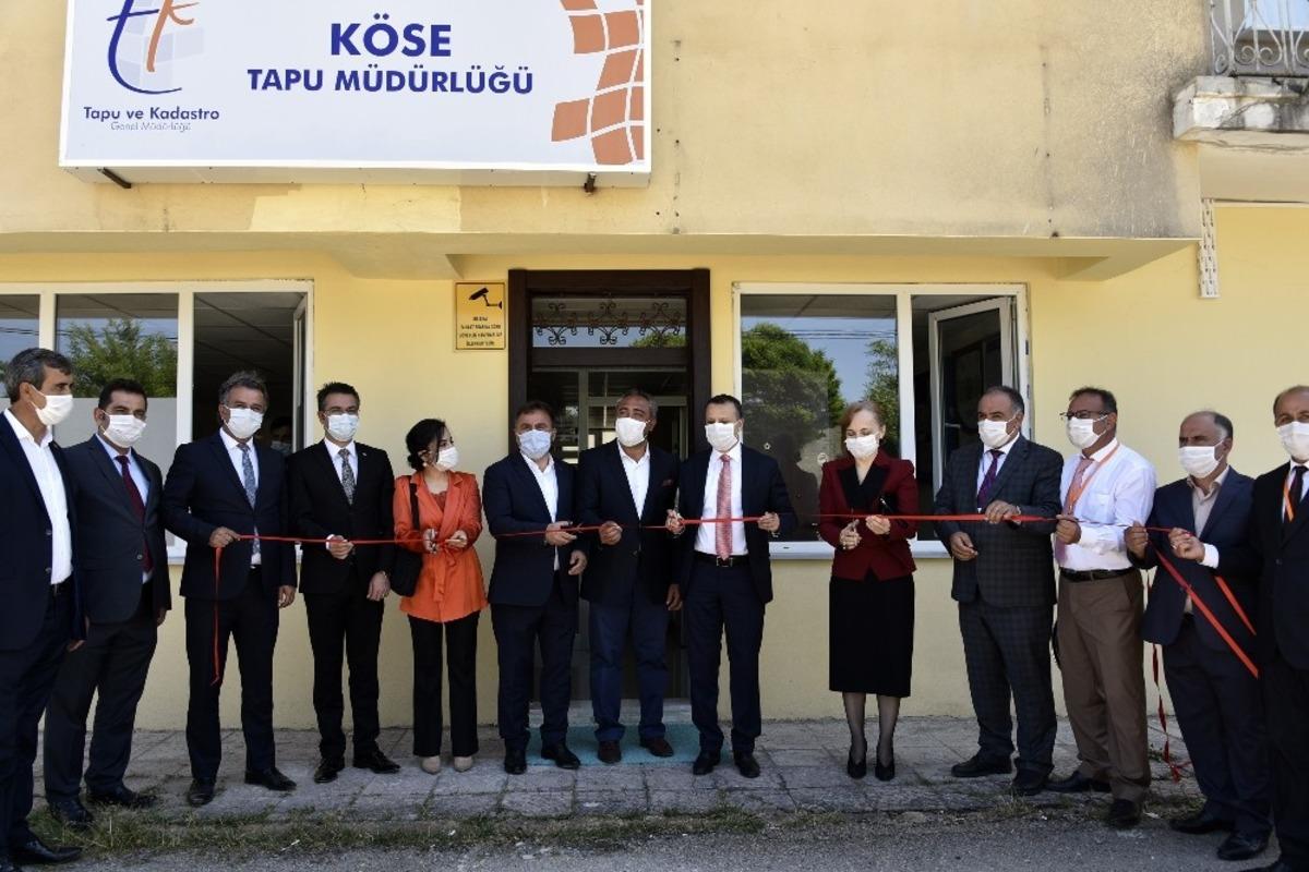 K&ouml;se&rsquo;de 4 a&ccedil;ılış birden