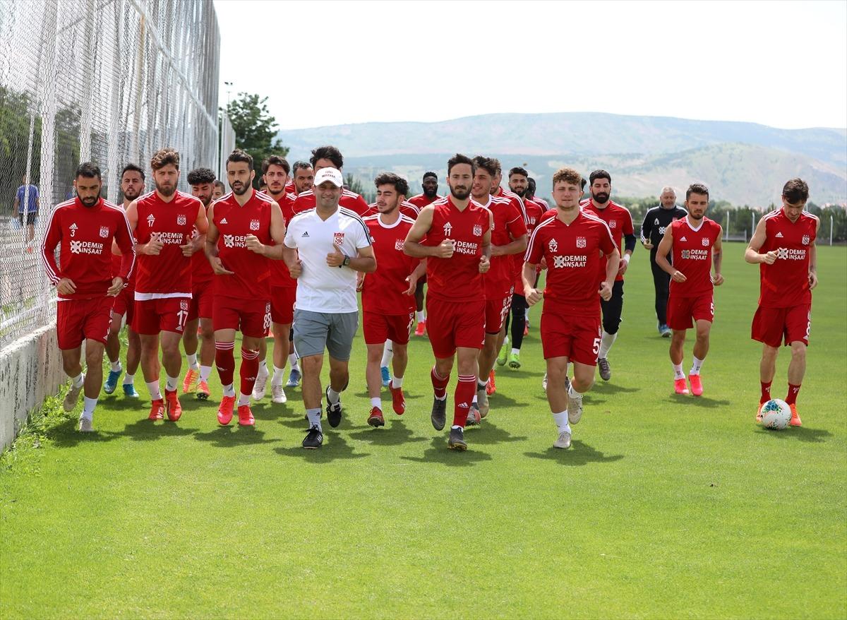 Sivasspor'da Kayserispor mesaisi başladı