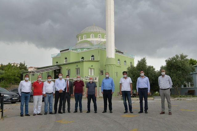 Başkan Utku Gümrükçü’den ibadethanelere ziyaret