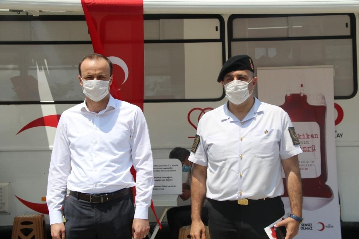 Jandarma&rsquo;dan Vatan Sana Kanım Feda Kampanyası