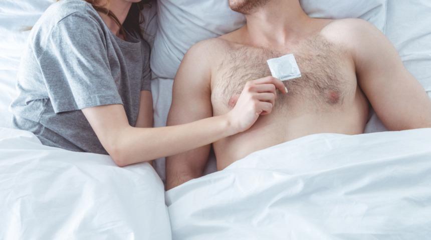 10 Adımda Yatakta Daha Çekici Bir Kadın Olun!