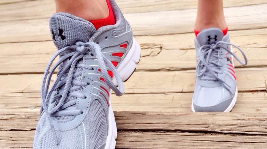 Y&uuml;r&uuml;y&uuml;ş ve koşmak ka&ccedil; kalori yakar? Y&uuml;r&uuml;me ve koşu kalori cetveli