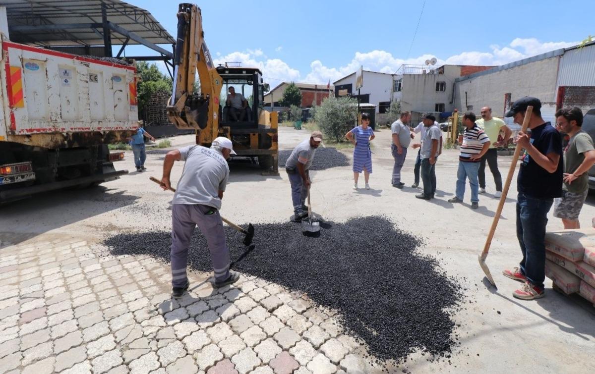 Turgutlu Belediyesinden Koşukırı Mevkisinde yoğun mesai