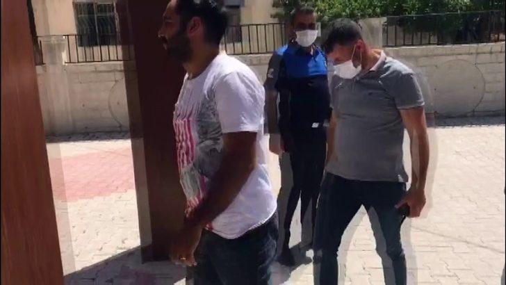 Dilenci yakalanınca bastonsuz yürümeye başladı G3