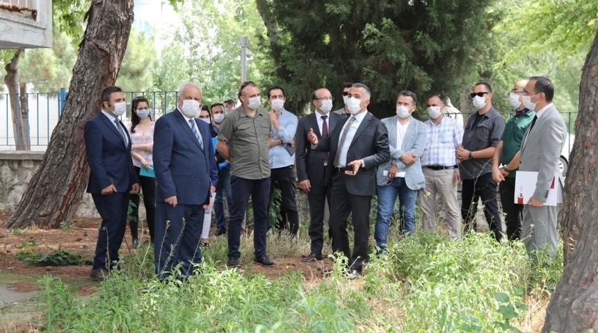 Vali Bilgin Sosyal Girişimcilik, Eğitim ve Yaşam Merkezi inşaat &ccedil;alışmalarını inceledi