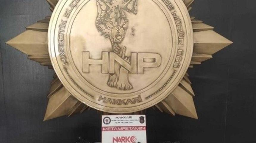 Hakkari&rsquo;de 2 kilo 500 gram metamfetamin ele ge&ccedil;irildi