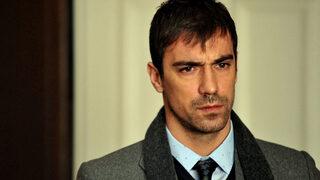 Ali Nejat'a hapis şoku