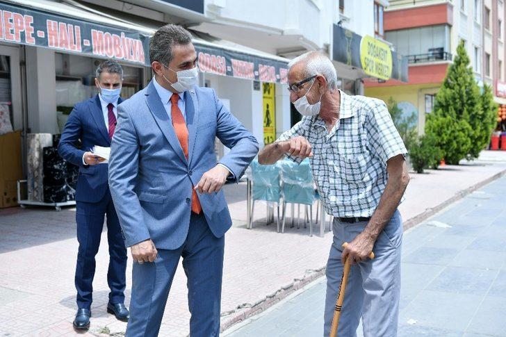 Başkan Köse’den esnafa ve vatandaşa maske G1