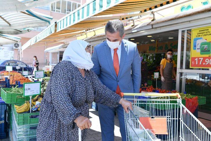 Başkan Köse’den esnafa ve vatandaşa maske G4