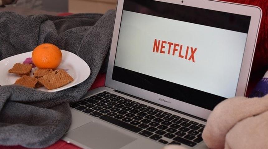 Netflix'e yeni üye olduysanız bu yapımları mutlaka izleyin!