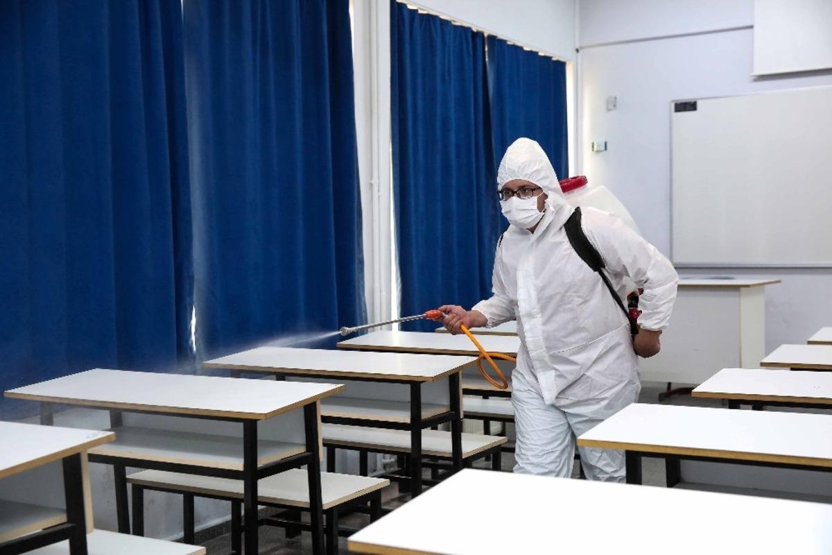 YKS yapılacak okullar dezenfekte ediliyor