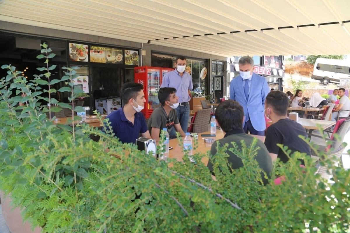 Vali &Ouml;zkan&rsquo;dan  esnaf ziyareti