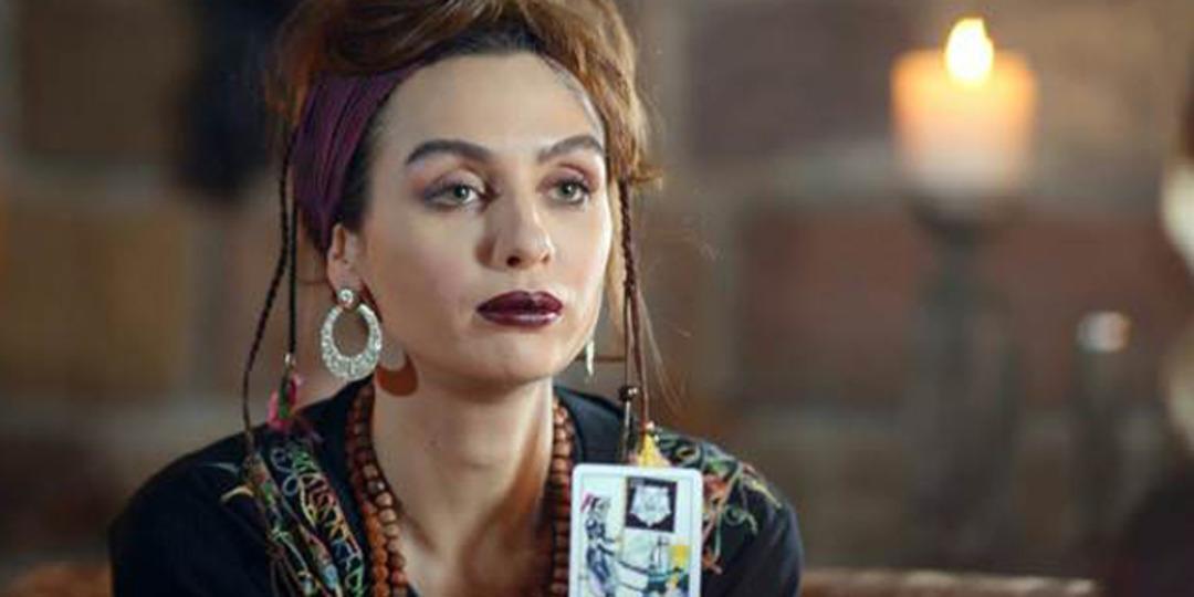 Evli ve &Ouml;fkeli 19. B&ouml;l&uuml;m Fotoğrafları