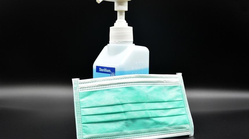 Evde kendi dezenfektanınızı &uuml;retebilirsiniz! İşte vir&uuml;sleri &ouml;ld&uuml;ren o tarif...