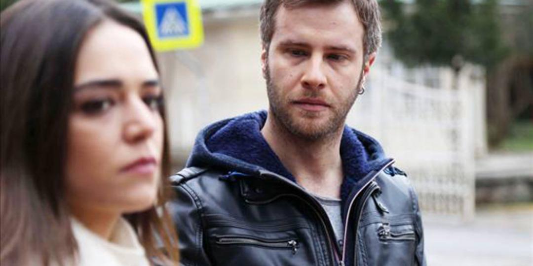 Kırgın &Ccedil;i&ccedil;ekler 35. B&ouml;l&uuml;m Fotoğrafları