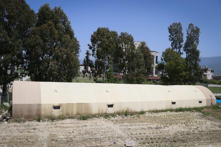 Hataylı kadın girişimci 4 milyon solucanla gübre üretiyor G1