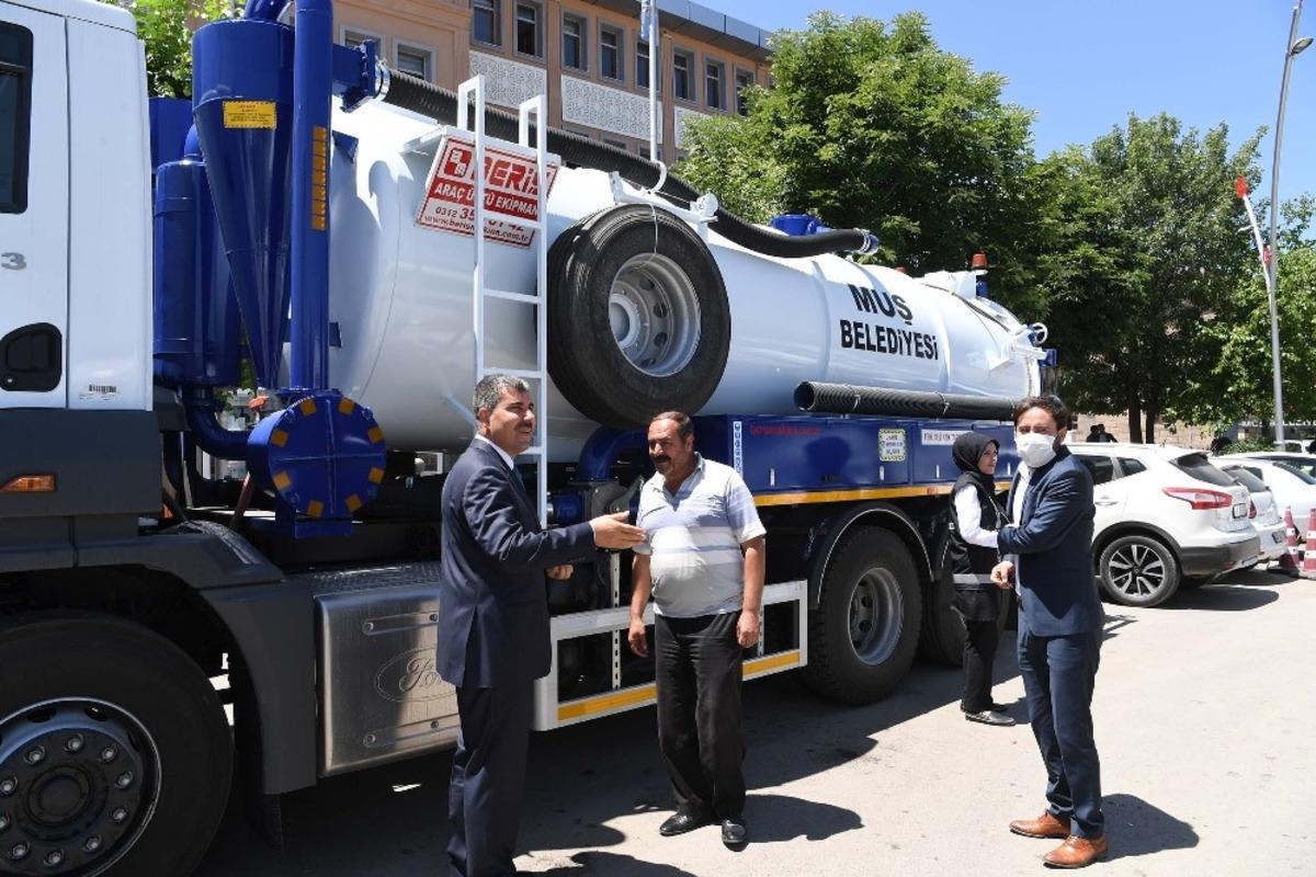 Muş Belediyesi ara&ccedil; filosunu genişletiyor