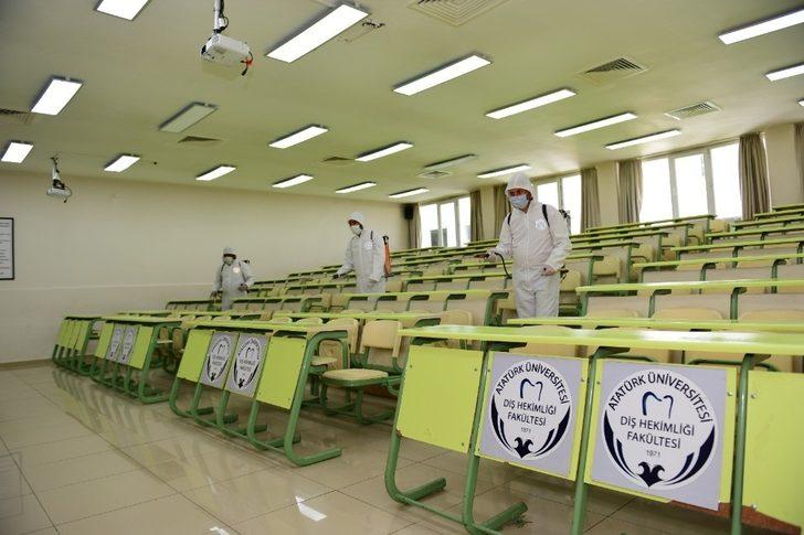 Yakutiye Belediyesi YKS sınavı öncesi okulları dezenfekte etti G3