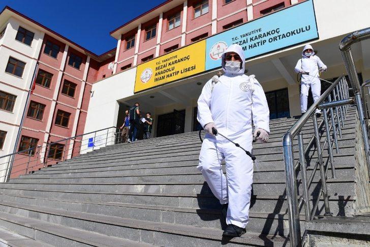 Yakutiye Belediyesi YKS sınavı öncesi okulları dezenfekte etti G5