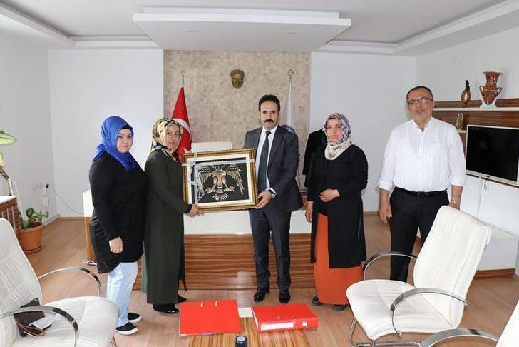 Hattuşalı kadın girişimcilerden kaymakam Ataman’a teşekkür ziyareti G3