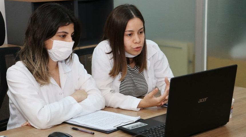 Toroslar Belediyesi’nden, YKS öğrencilerine online destek