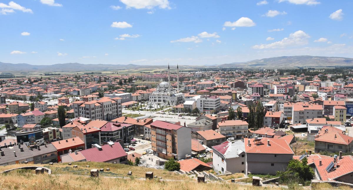 Vaka sayısının arttığı Şarkışla'da giriş-&ccedil;ıkışlar kontrol altına alınacak