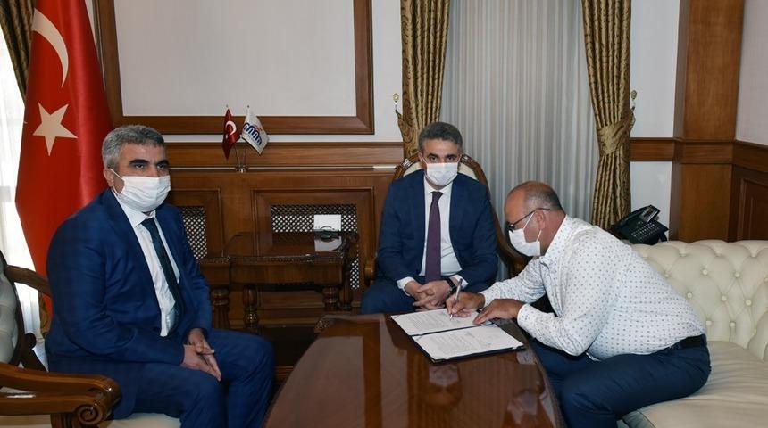 Akmercan Ortaokul protokolü imzalandı