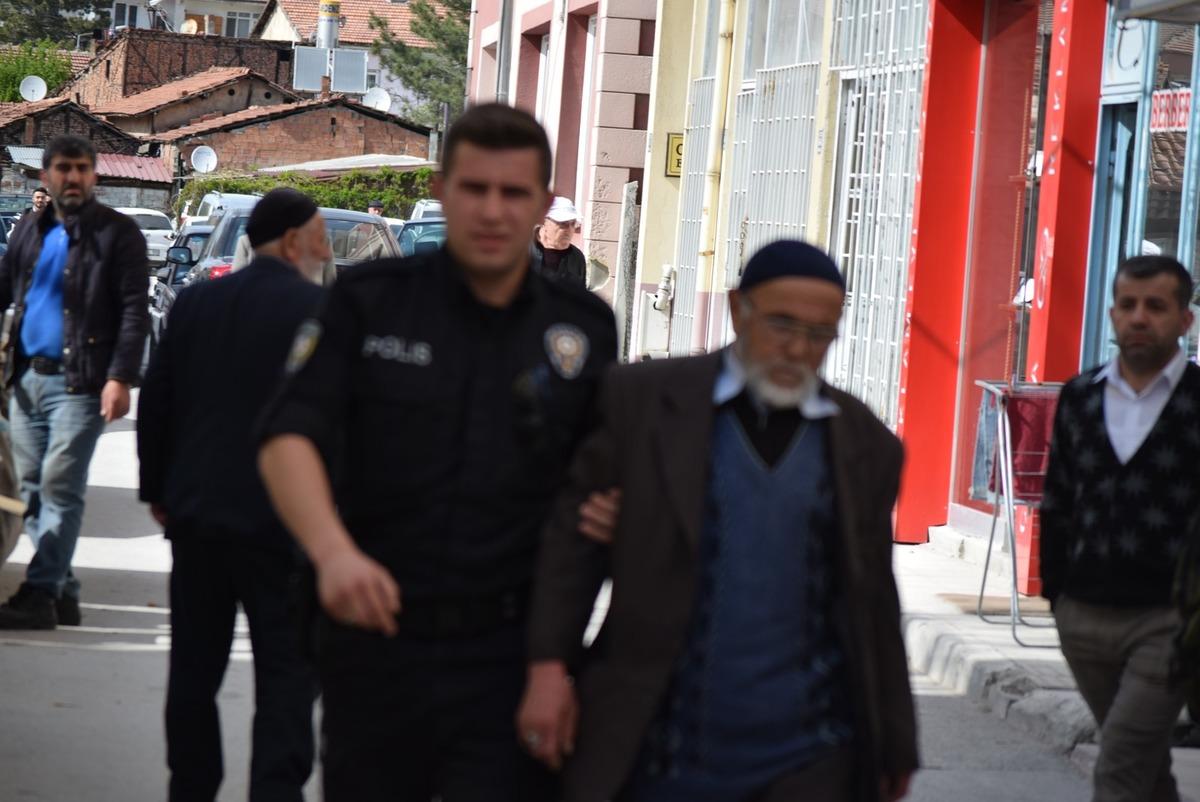 Cami tuvaletinde kız &ccedil;ocuğuna cinsel istismara 10 yıl hapis