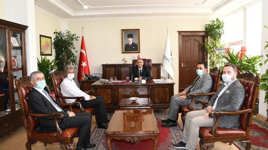 Yıldırım&rsquo;dan Vali &Ccedil;uhadar&rsquo;a ziyaret