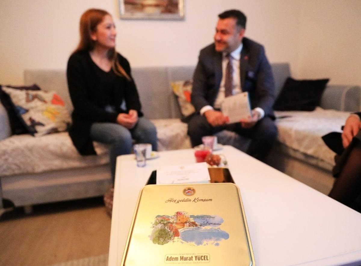 Alanya&rsquo;nın yeni misafirleri Hoşgeldin Komşum Projesiyle g&uuml;l&uuml;yor