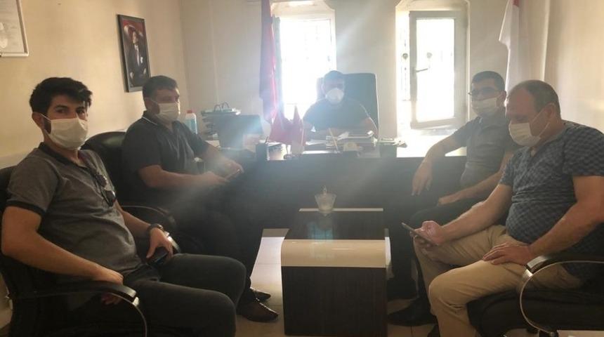 Sağlık-Sen Şırnak Şubesinden İdil Sağlık M&uuml;d&uuml;r&uuml; Dr. &Ouml;ktem&rsquo;e ziyaret