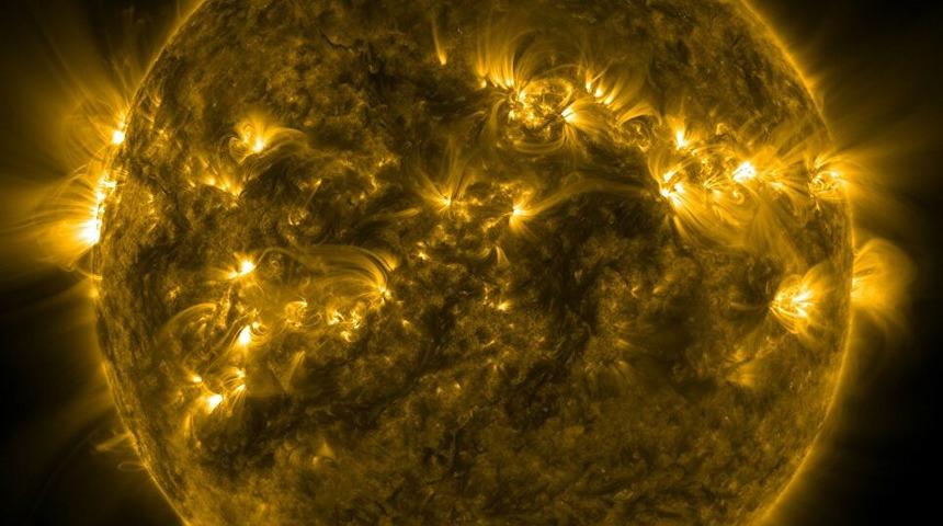 10 yıl boyunca çekilen 425 milyon fotoğraf bir araya geldi!