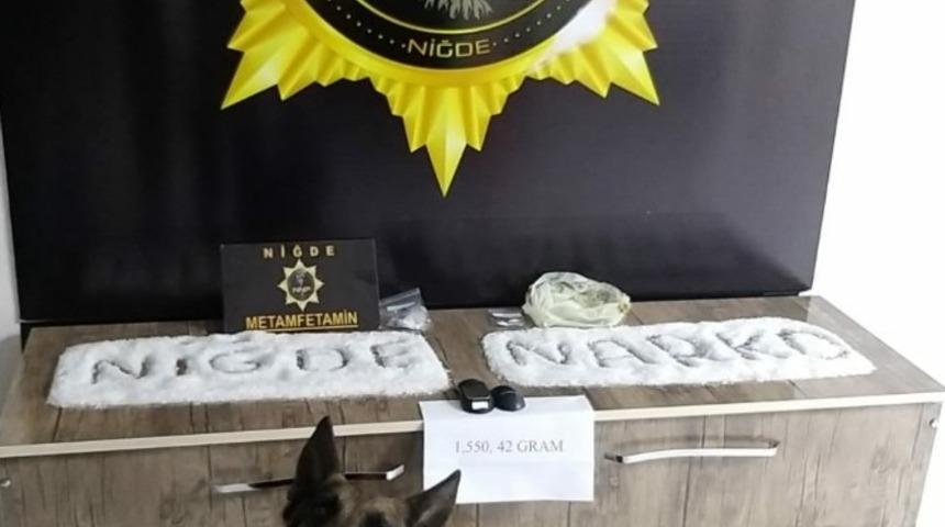 Niğde&rsquo;de 1 bu&ccedil;uk kilogram uyuşturucu ele ge&ccedil;irdi