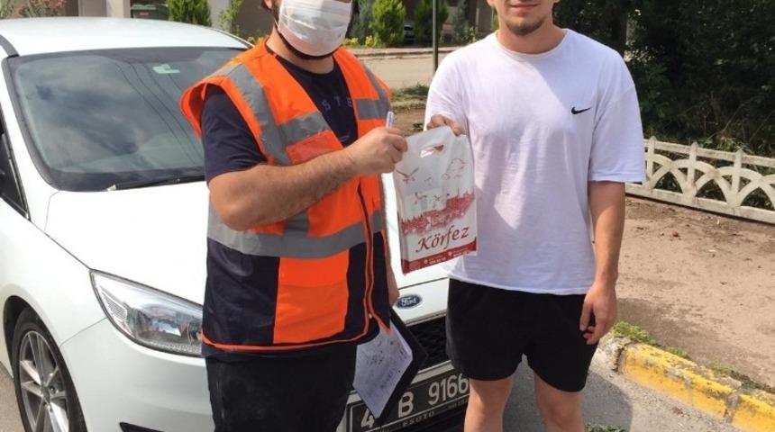 K&ouml;rfez Belediyesi&rsquo;nden &ouml;ğrencilere sınav hediyesi