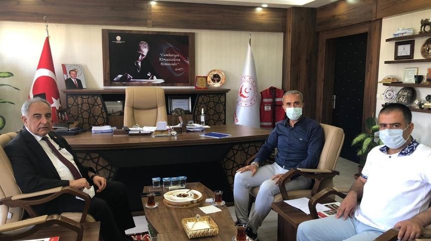 Rekt&ouml;r Turgut, M&uuml;d&uuml;r &Ccedil;elik&rsquo;i ziyaret etti