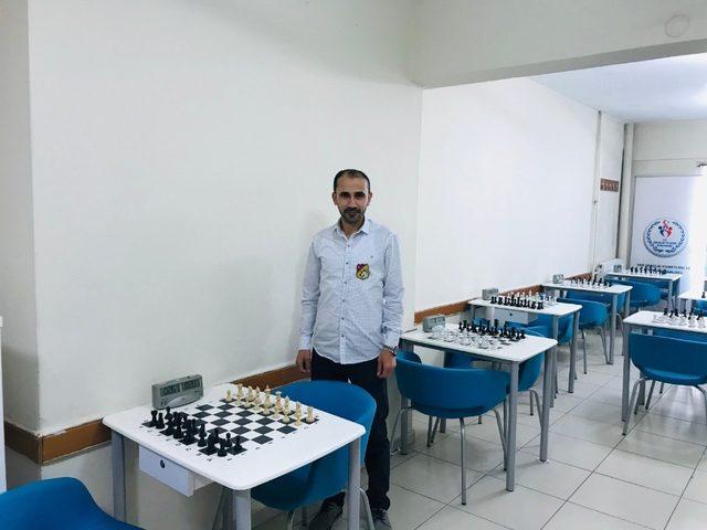 Van’da online ödüllü satranç turnuvası