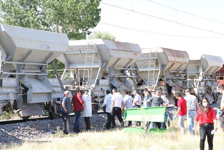 Niğde'de yük treninin çarptığı kişi öldü G3