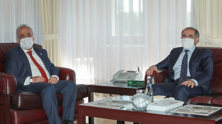 Kafkas &Uuml;niversitesi ile iş birliği g&ouml;r&uuml;şmesi ger&ccedil;ekleştirildi