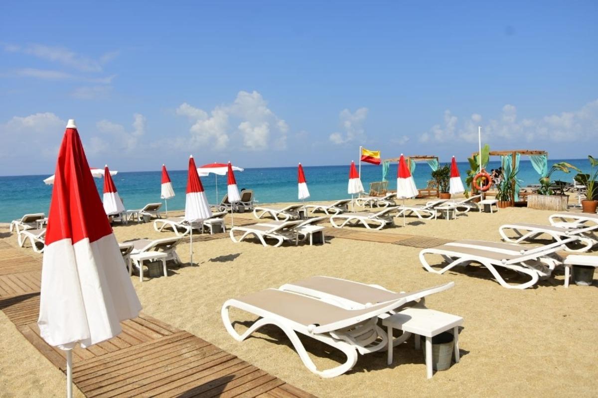 Alanya&rsquo;nın Mavi Bayraklı ilk tesisi belgesini aldı