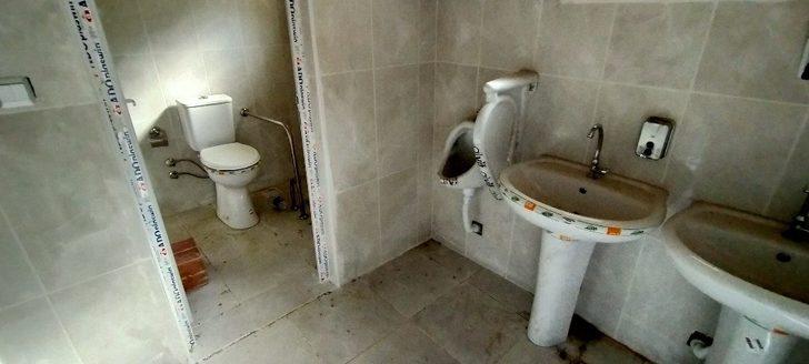 Turizm amaçlı kurulan tesis çürümeye terk edildi G5